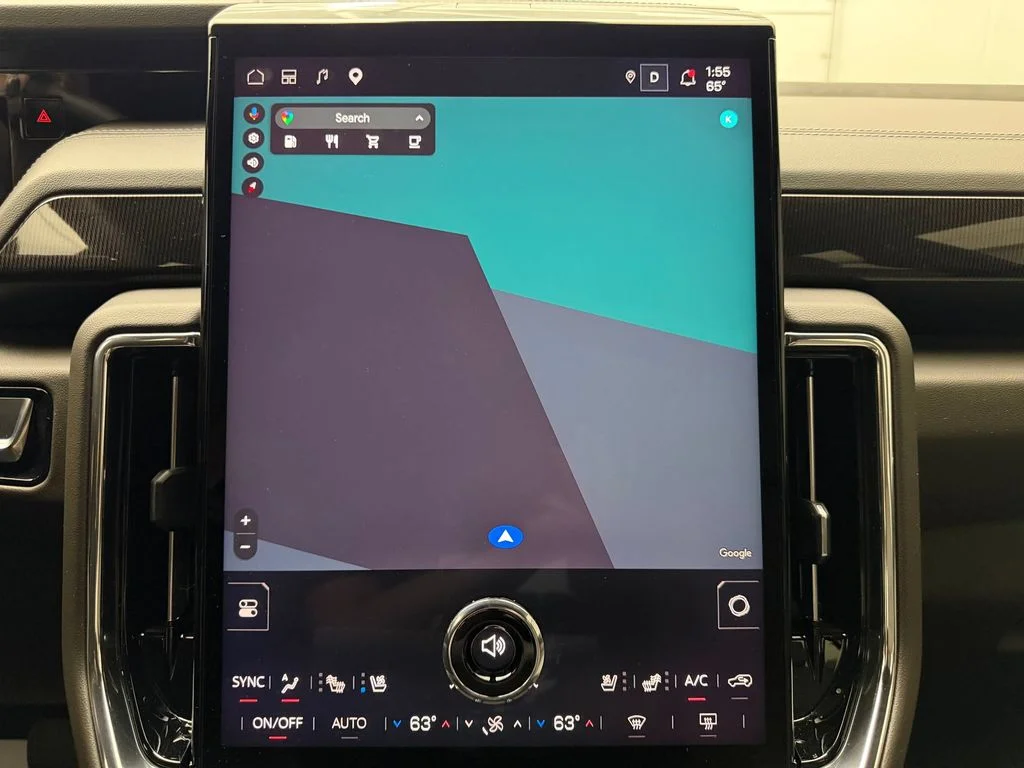 Used 2026 Summit White GMC Elevation image 30
