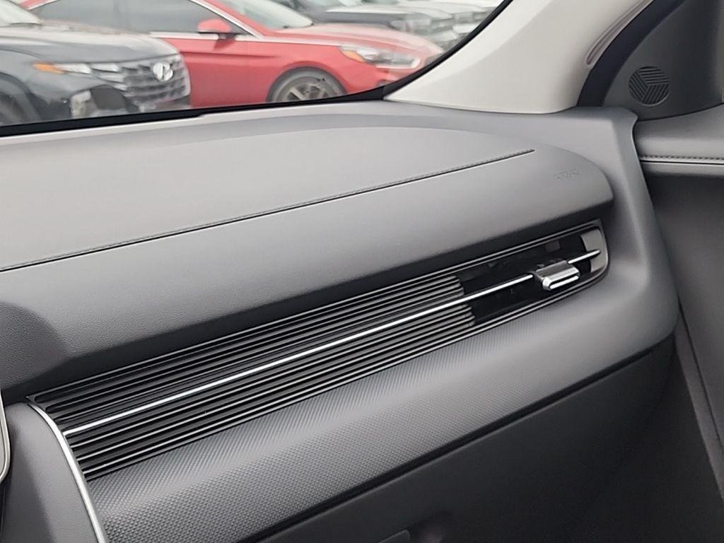 2024 Hyundai IONIQ 5 Limited - Photo 31