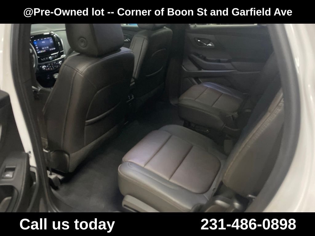 Used 2023 Beige Chevrolet High Country image 26