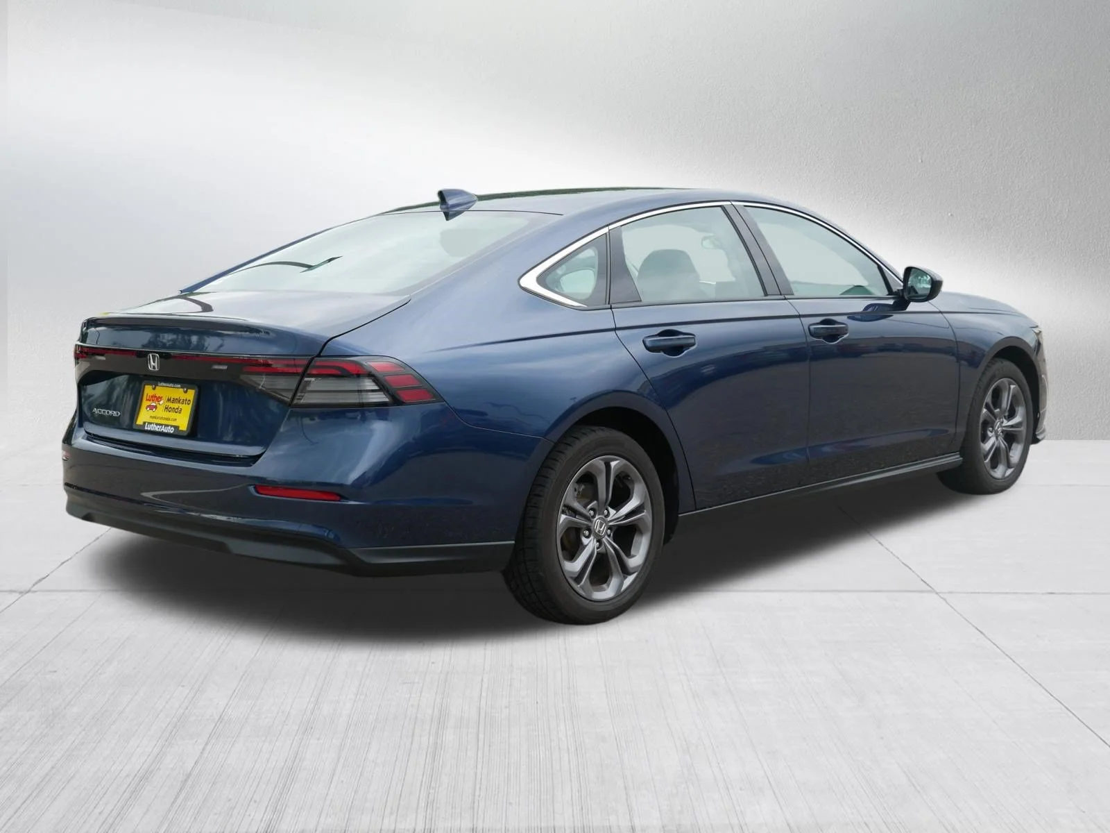 2023 Honda Accord EX - Photo 7