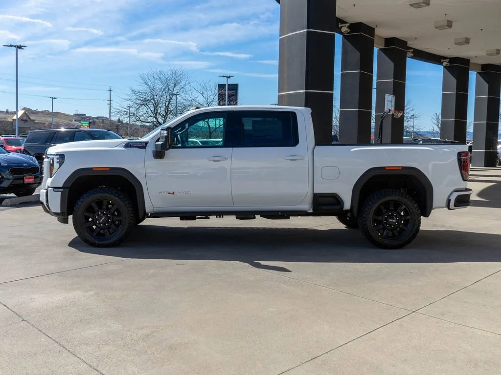 New 2026 Summit White GMC AT4 image 4
