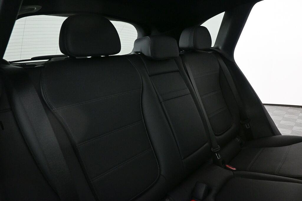 New 2027 Black Mercedes-Benz GLC 300 image 20