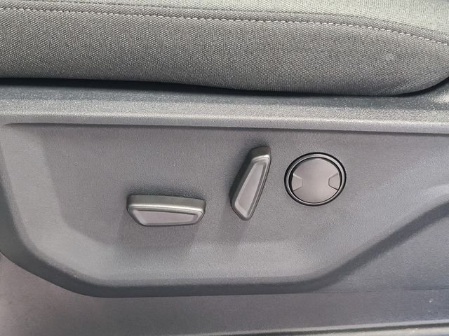 2025 Ford F-150 XLT - Photo 39