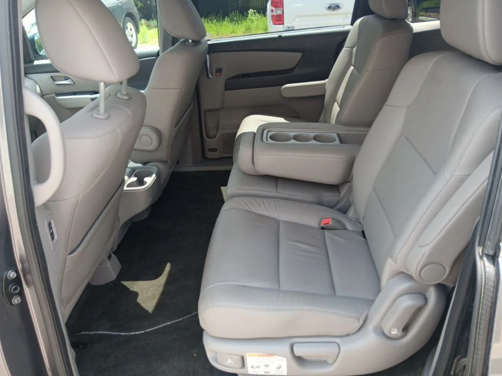 Used 2016 Modern Steel Metallic Honda EX-L image 31