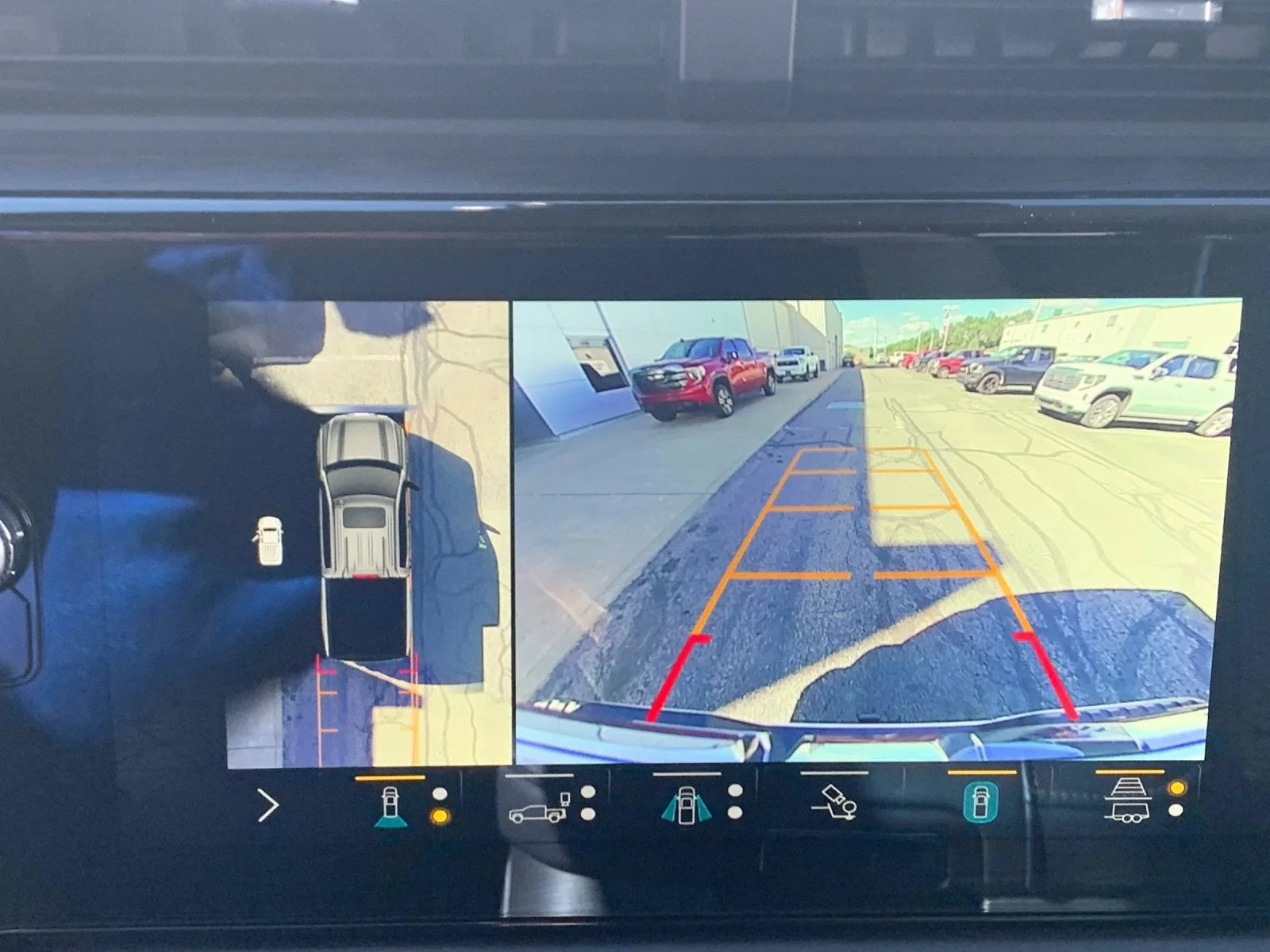 Used 2022 Summit White GMC AT4X image 21