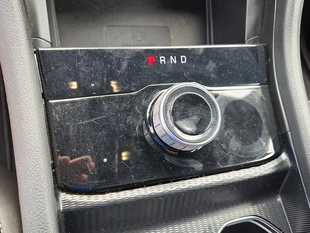 Used 2025 Red Jeep Altitude image 21