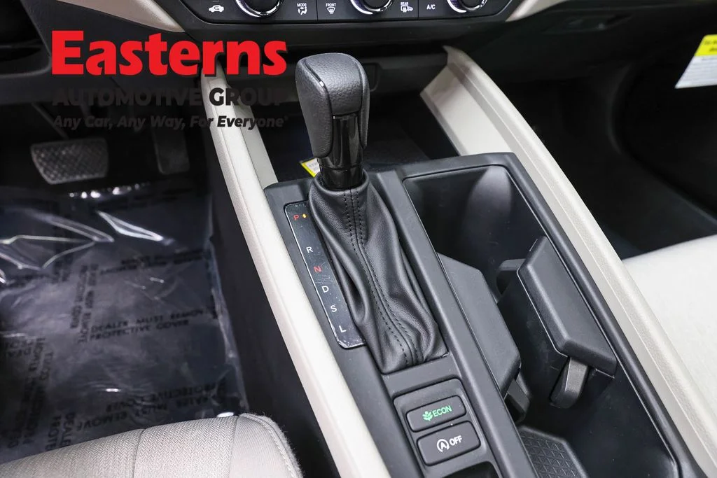 Used 2025 Red Honda SE image 13