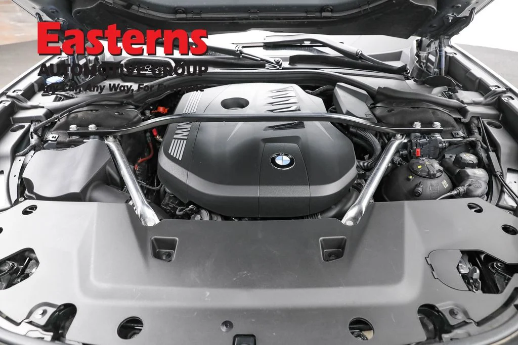 Used 2023 Gray BMW 740i image 7