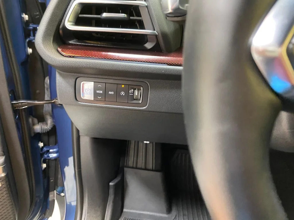 Used 2026 Blue Chevrolet Z71 image 37