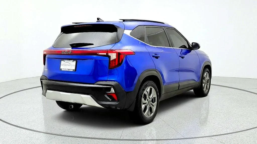 Used 2024 Neptune Blue Kia S IVT FWD image 5