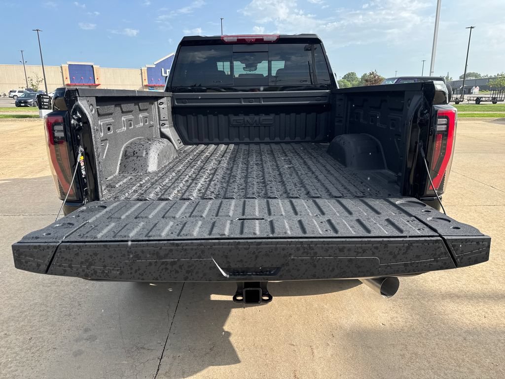 2026 GMC Sierra 2500HD AT4 - Photo 11