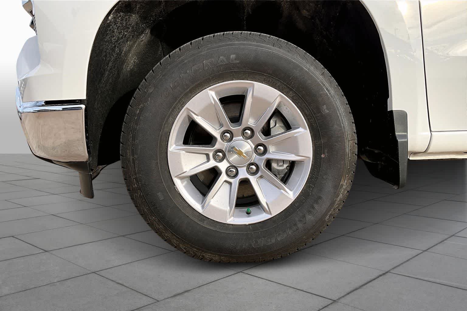 2026 Chevrolet Silverado 1500 LT - Photo 12
