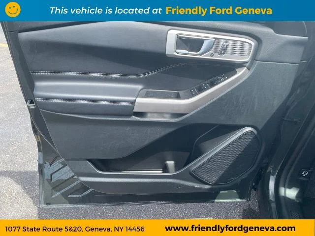 Used 2024 Green Metallic Ford XLT image 12