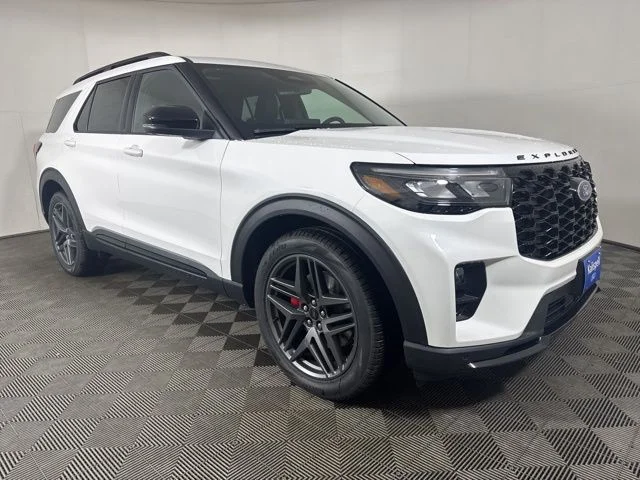 2026 Ford Explorer ST 4WD's photo
