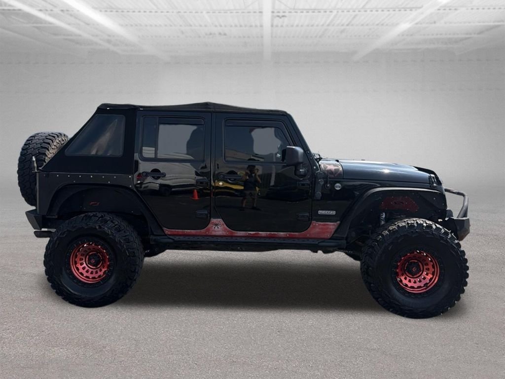 Used 2018 Black Jeep Unlimited Rubicon image 14