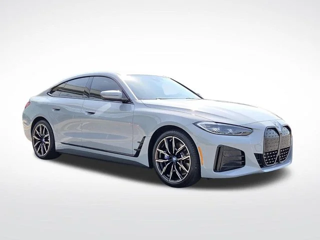 Used 2023 Gray BMW eDrive40 image 6