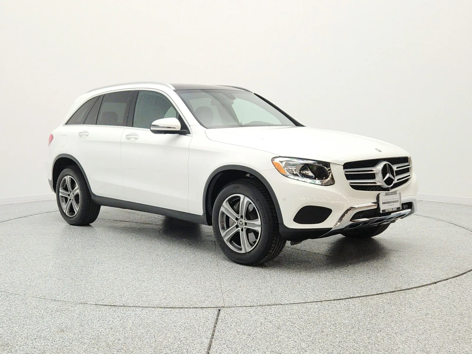 Used 2019 Polar White Mercedes-Benz GLC 300 SUV image 3