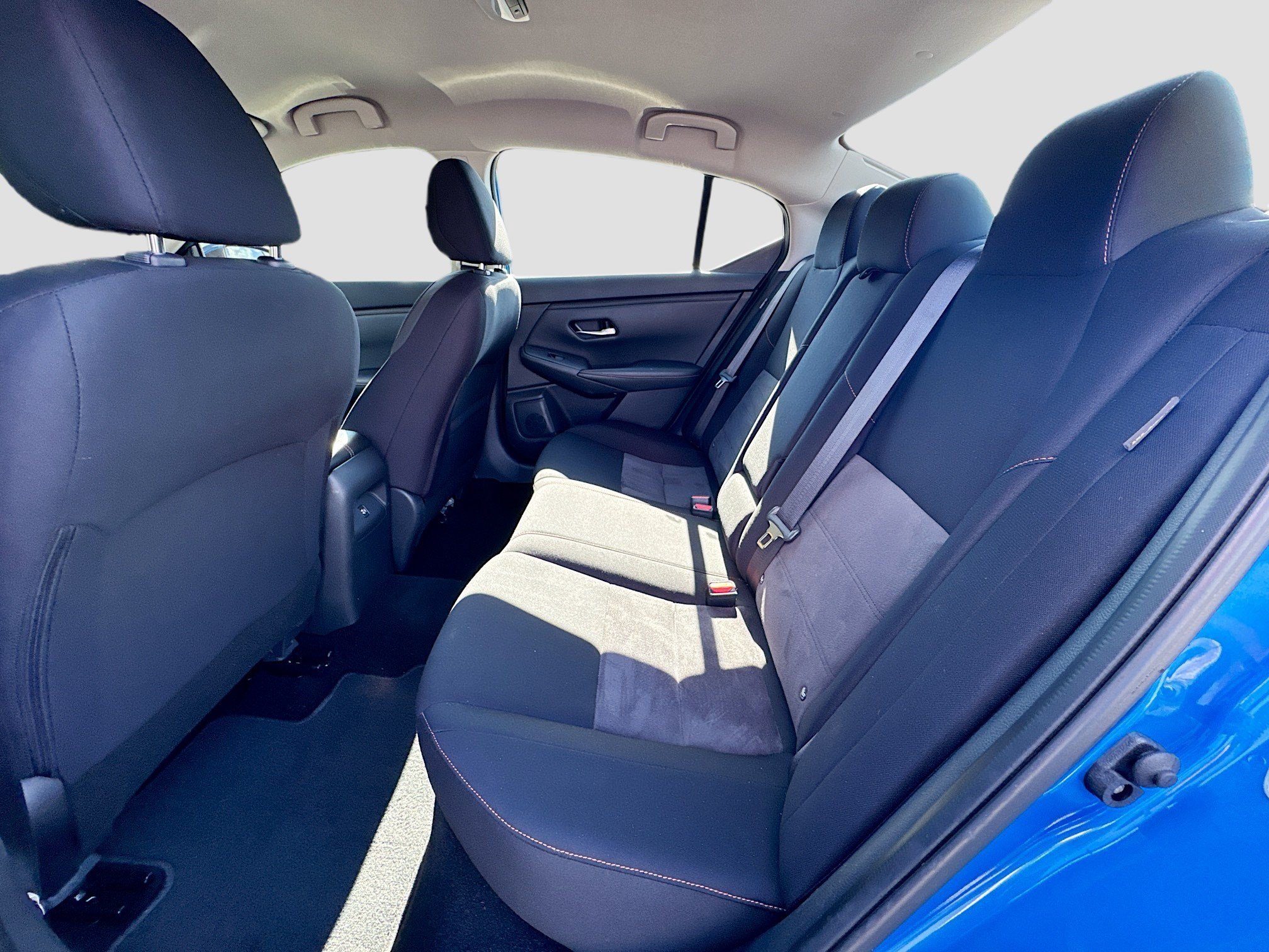 Used 2021 Electric Blue Metallic Nissan SR image 24