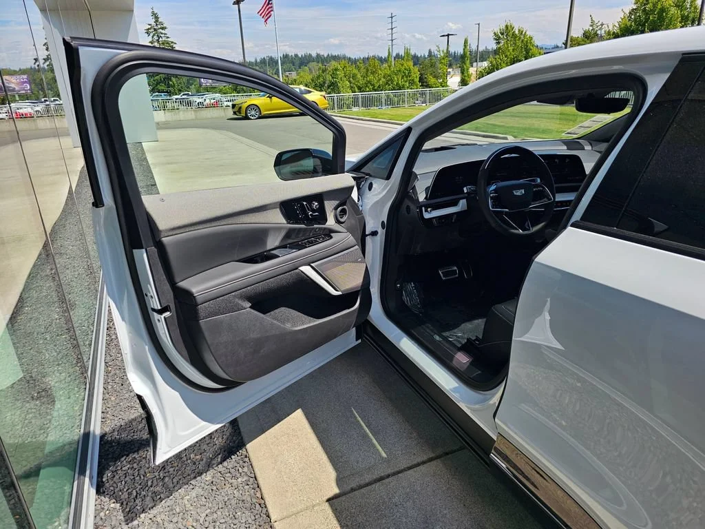 New 2026 Vibrant White Tricoat Cadillac Premium Sport image 18