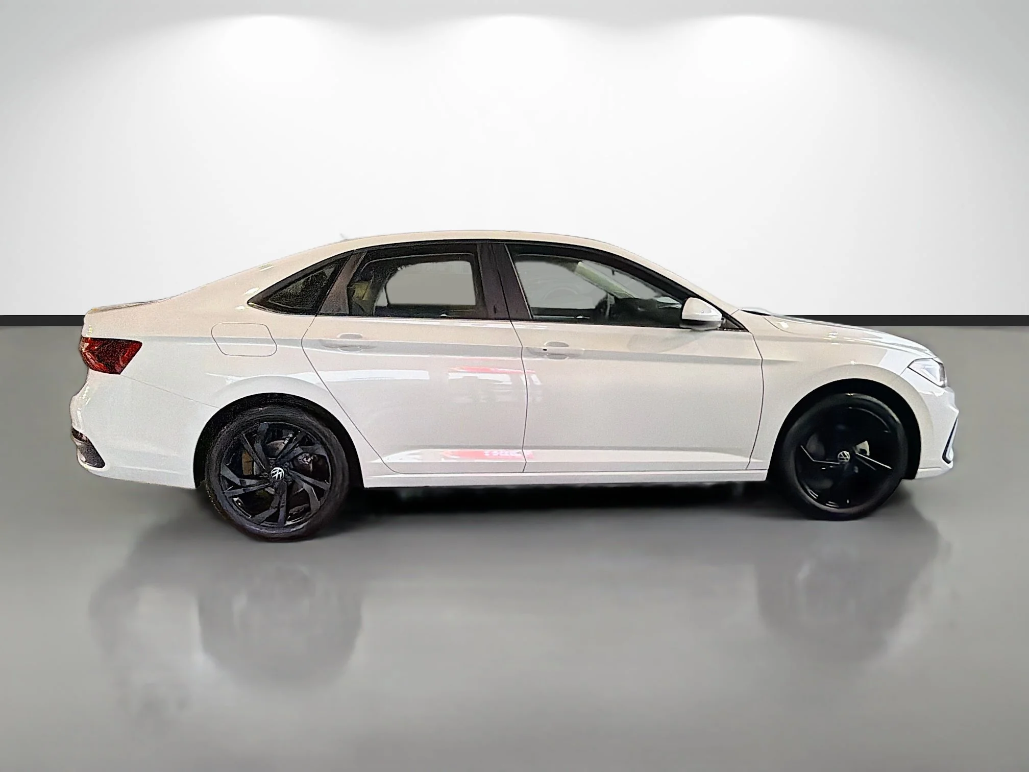 New 2026 White Pearl Volkswagen SE image 2