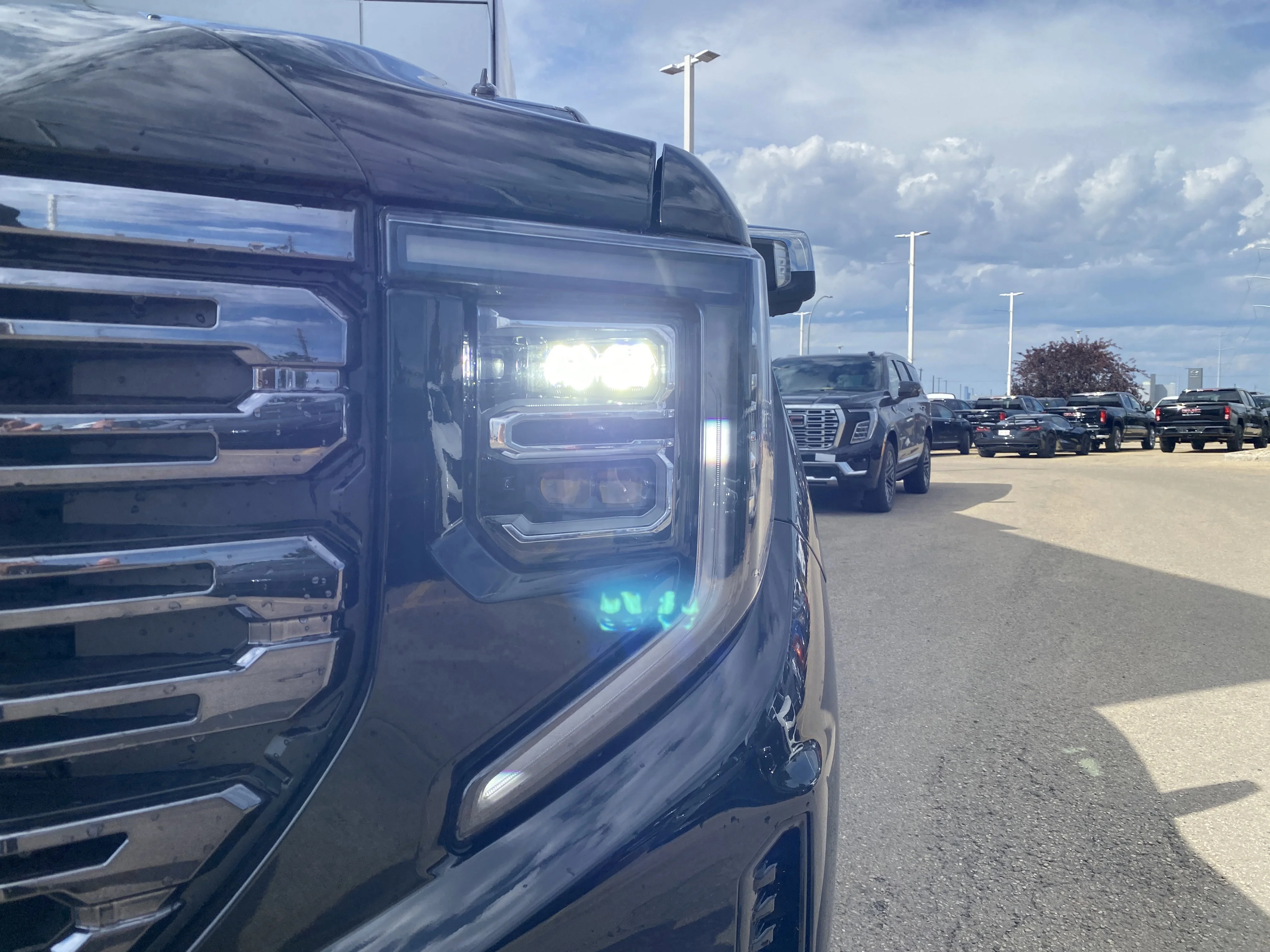 New 2026 ONYX BLACK GMC Denali Ultimate image 10
