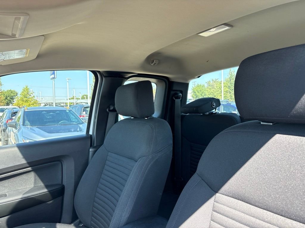 Used 2019 White Ford XL image 5