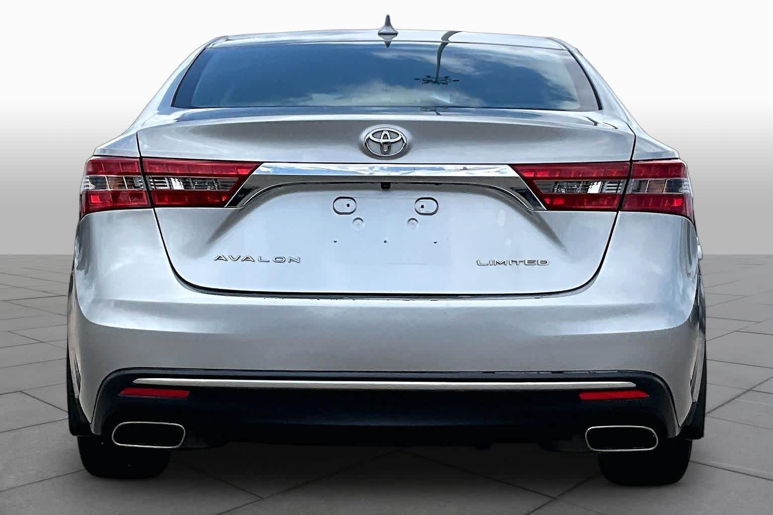 Used 2017 Celestial Silver Metallic Toyota Limited image 5