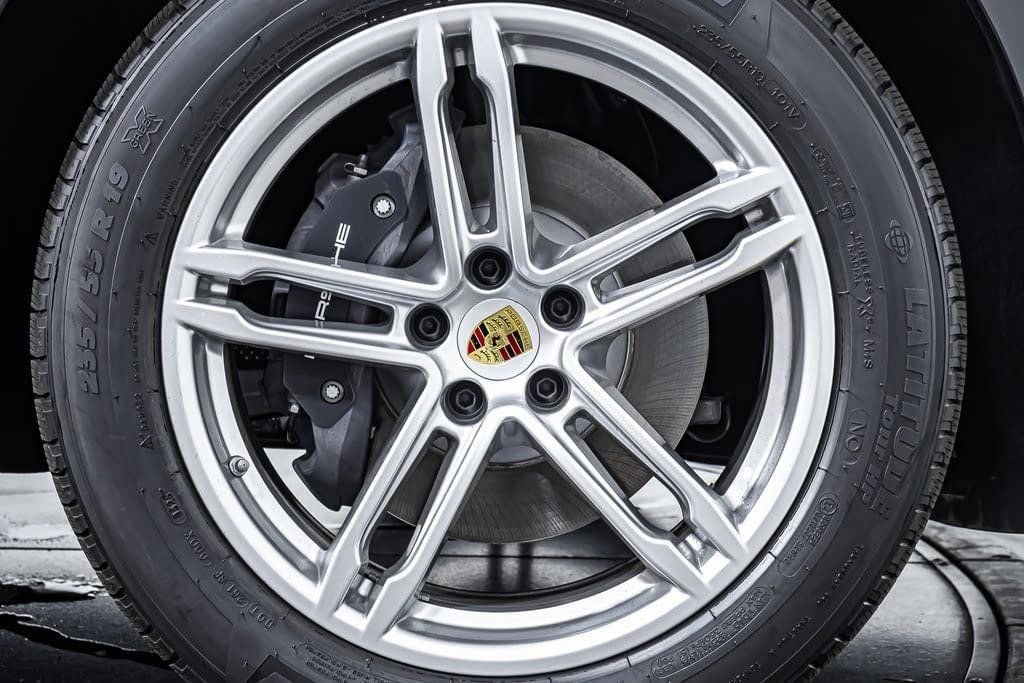 2025 Porsche Macan - Photo 22