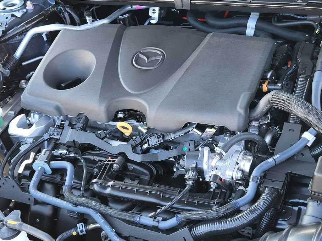 Used 2025 Polymetal Gray Metallic Mazda Preferred Package image 21