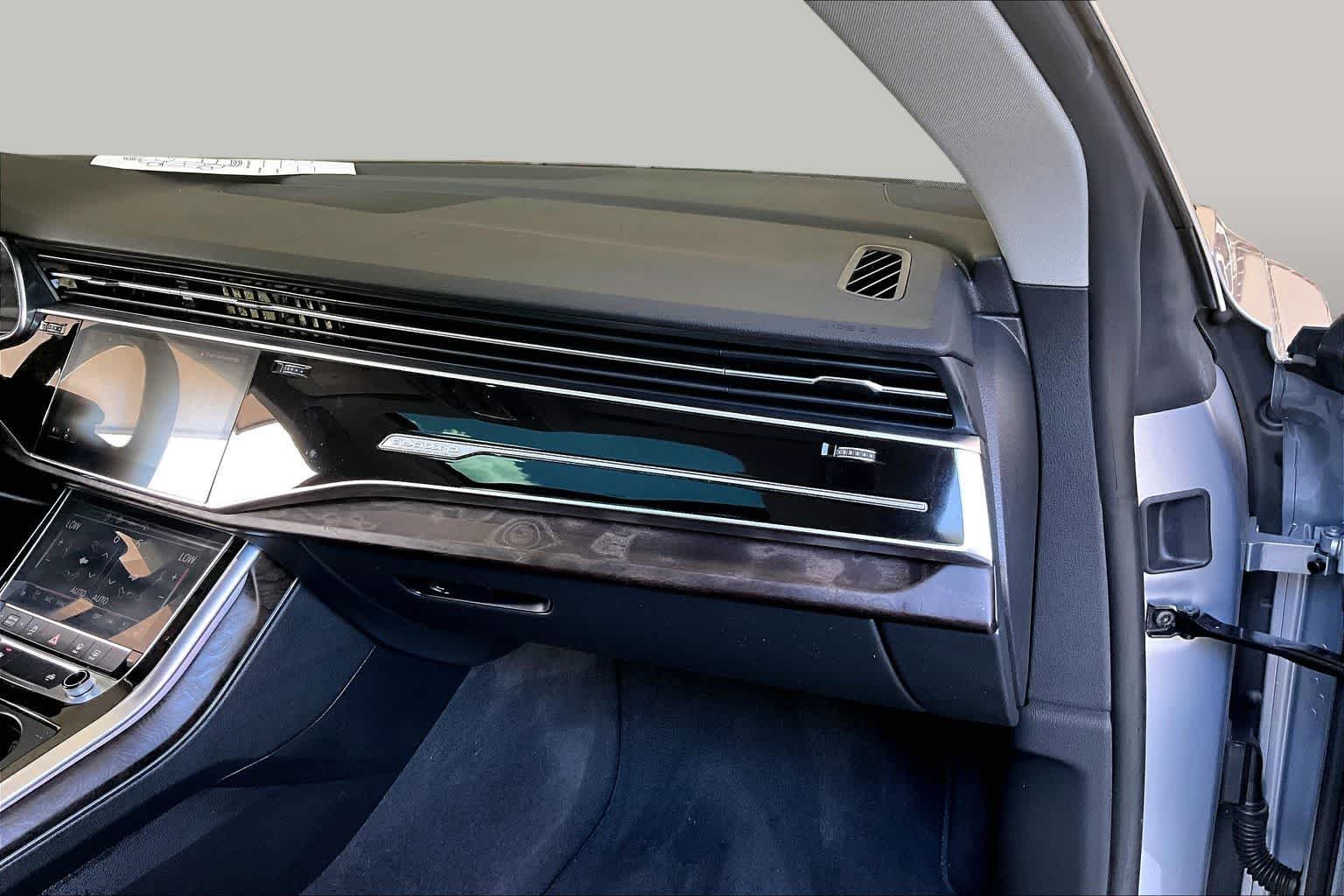 Used 2022 Florett Silver Metallic Audi Premium Plus image 19
