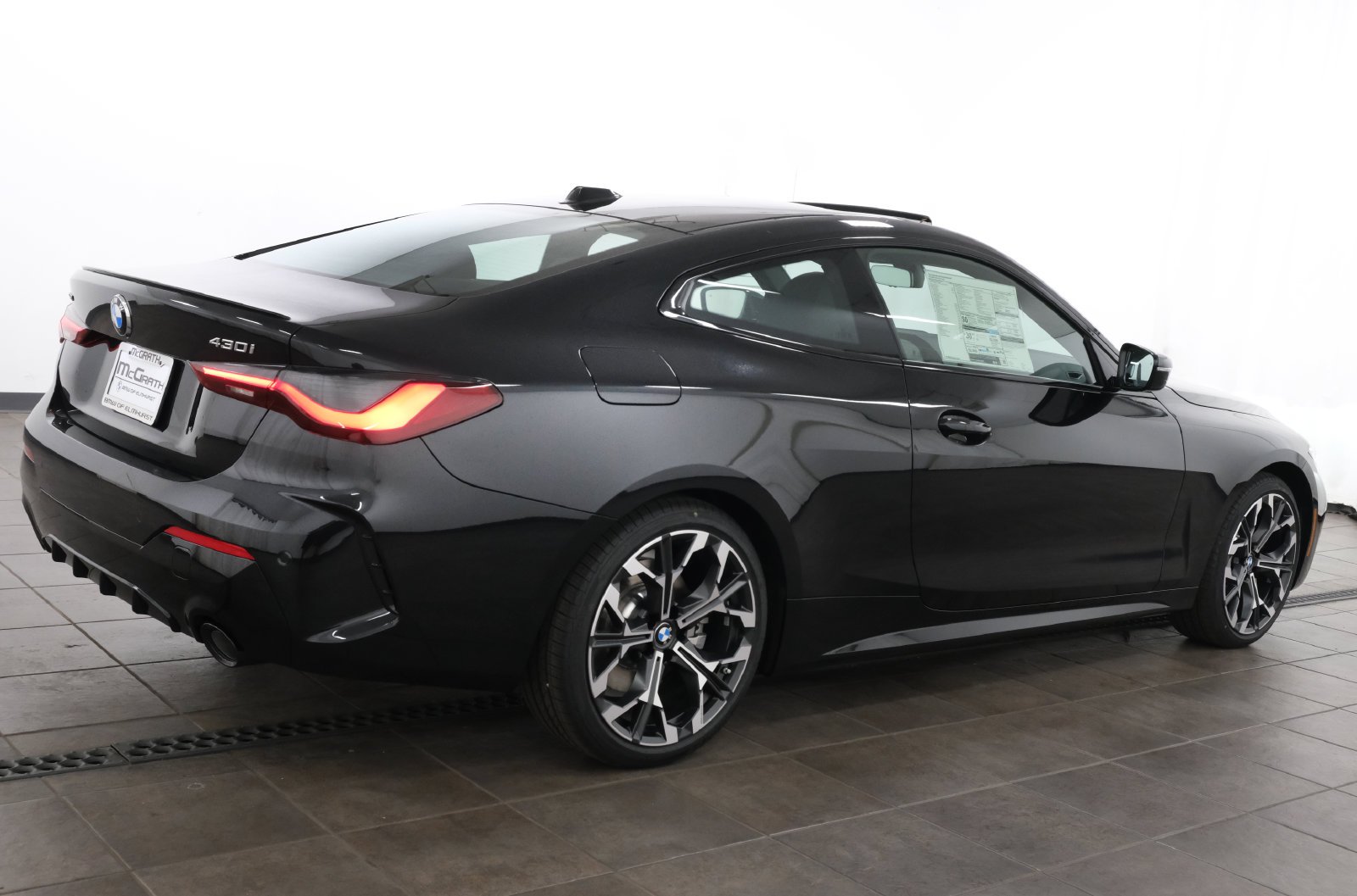 New 2027 Black Sapphire Metallic BMW 430i xDrive image 7