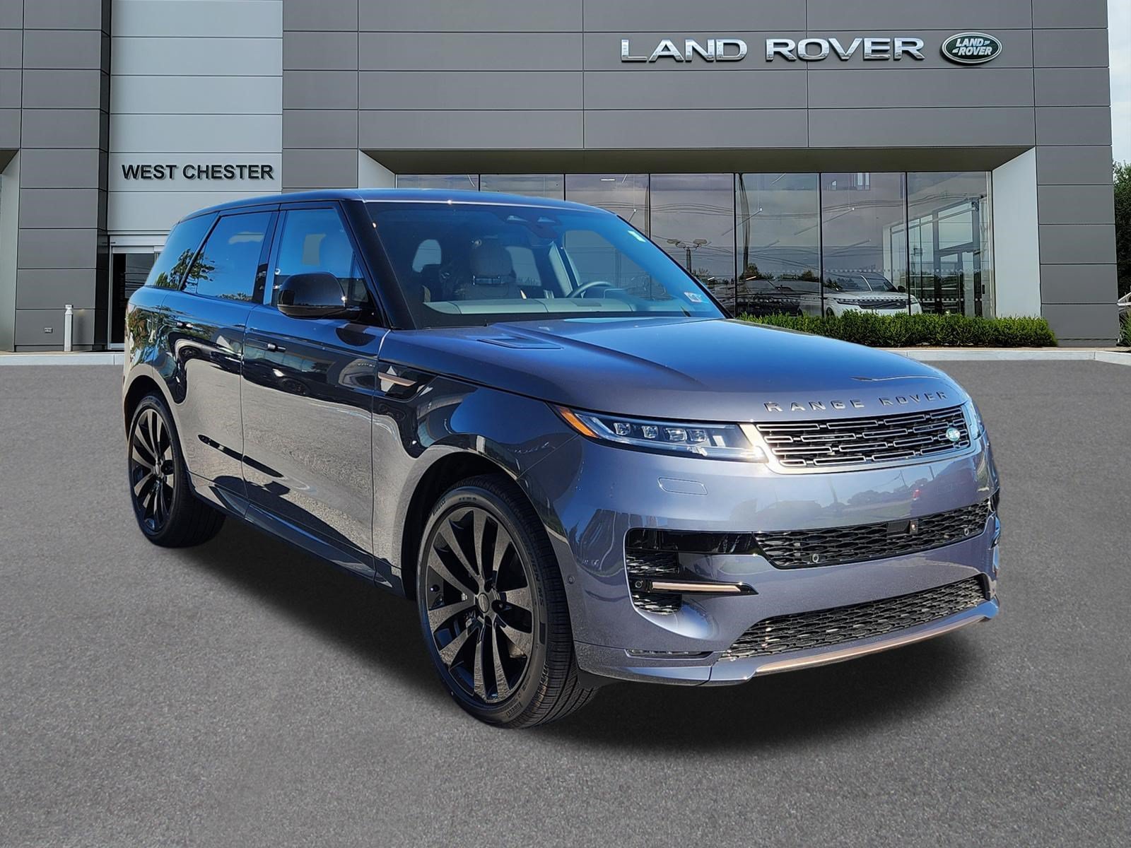 New 2027 Varesine Blue LAND ROVER Dynamic SE image 2