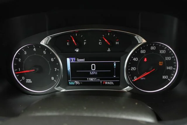 Used 2017 Red GMC SLE-2 image 13