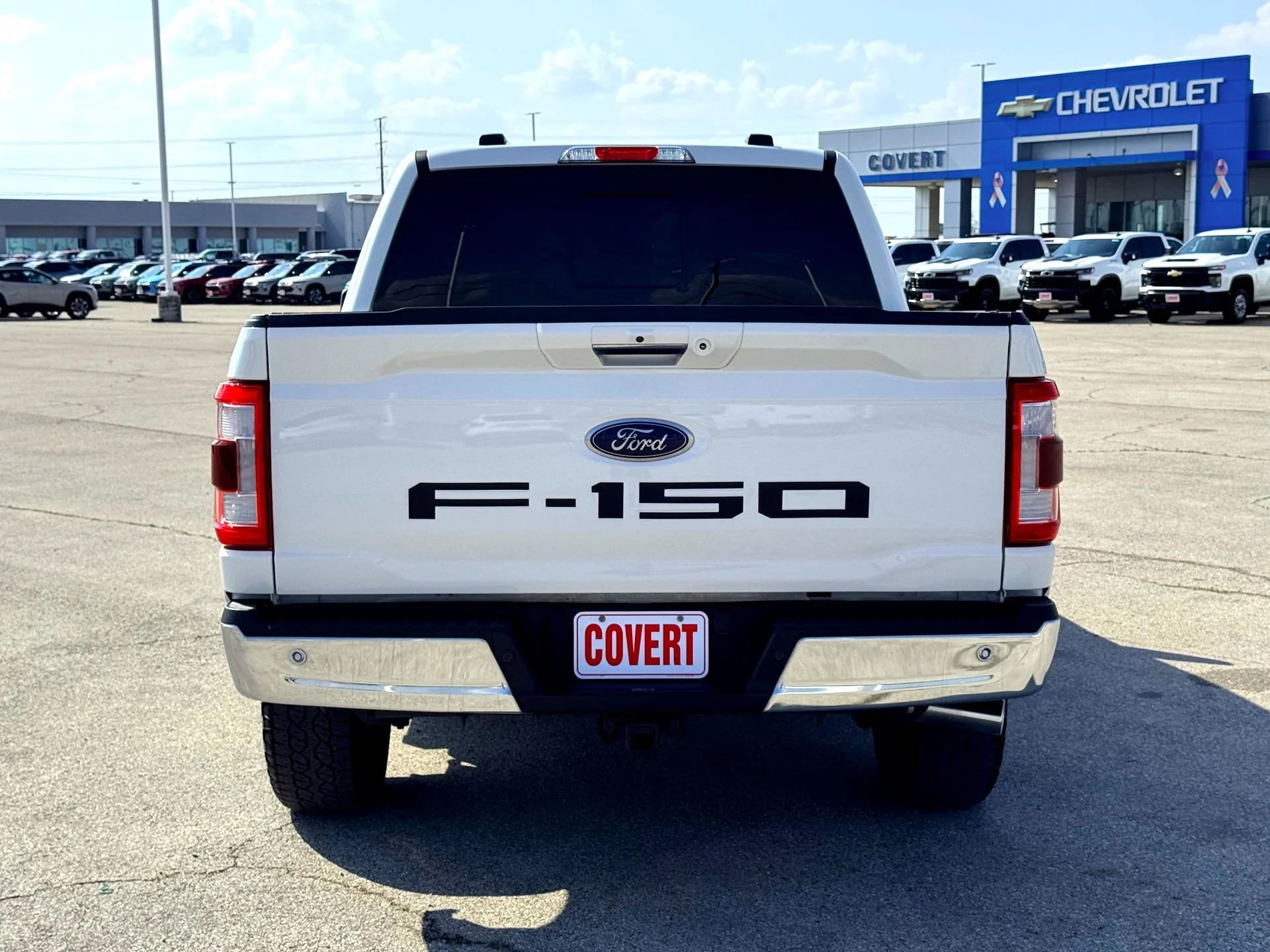 Used 2023  Ford Lariat image 7