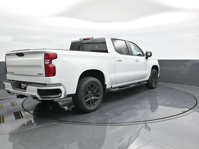 New 2026 Summit White Chevrolet RST image 6