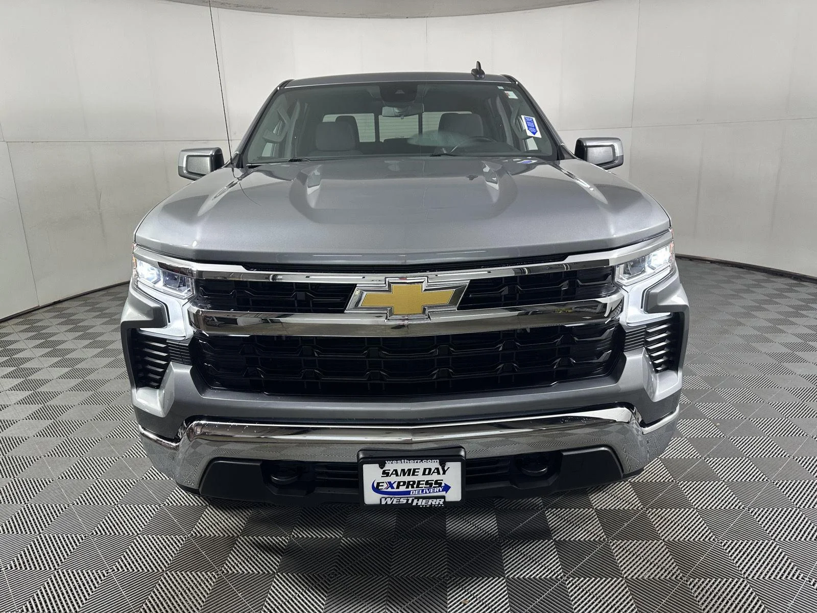 Used 2023 Sterling Gray Metallic Chevrolet LT image 12