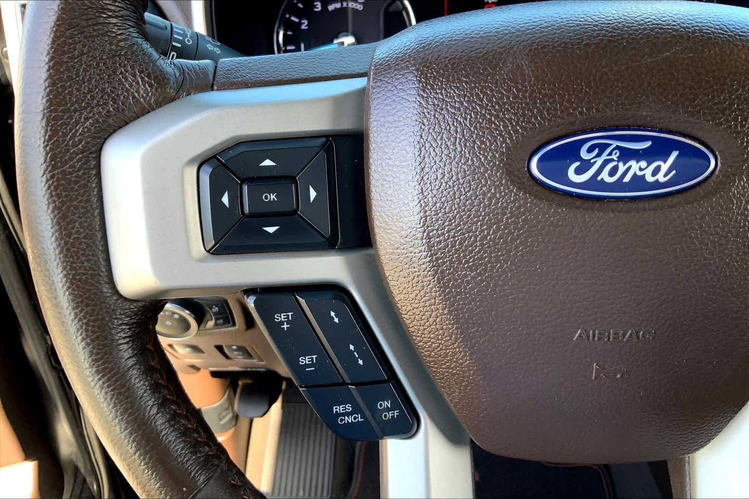 Used 2022 Agate Black/Stone Gray Ford King Ranch image 22