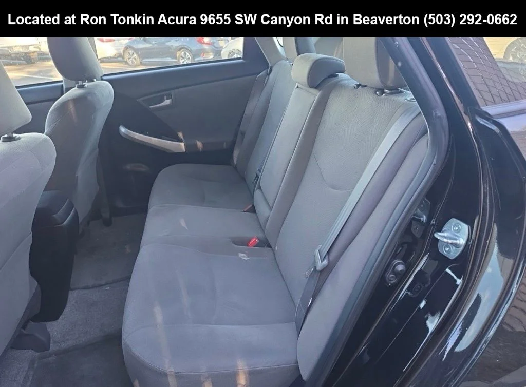 Used 2015 Black Toyota Two image 11