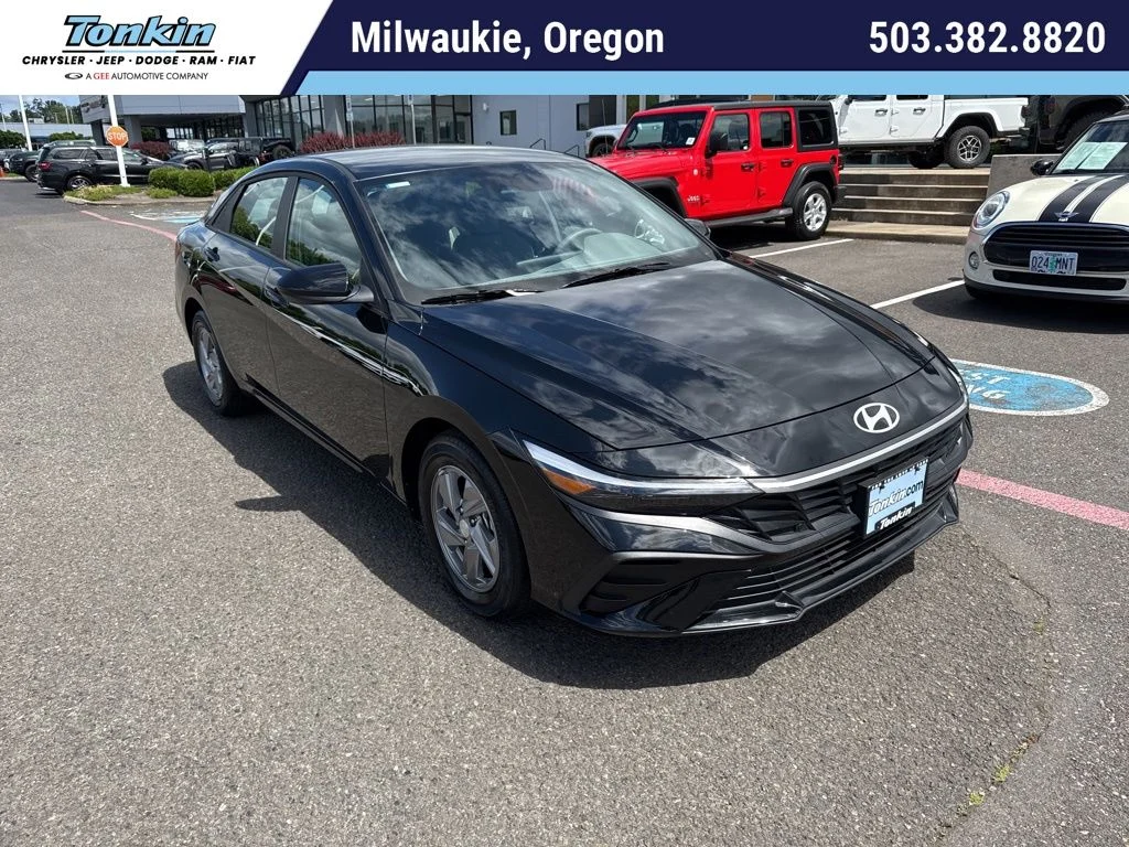 2024 Hyundai Elantra 2.0 SE IVT's photo