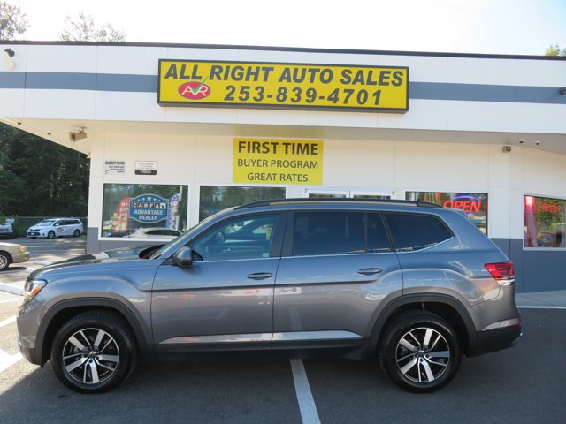 Used 2021 Platinum Gray Metallic Volkswagen 2.0T SE image 2
