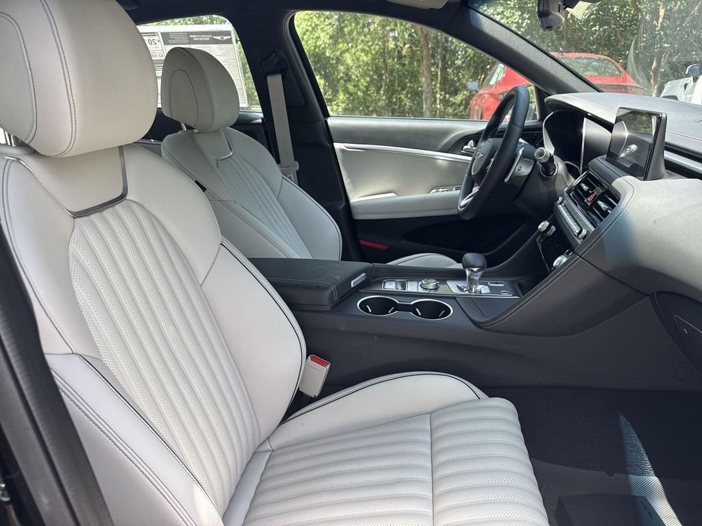 New 2026 Black Genesis 3.3T SPORT PRESTIGE image 27