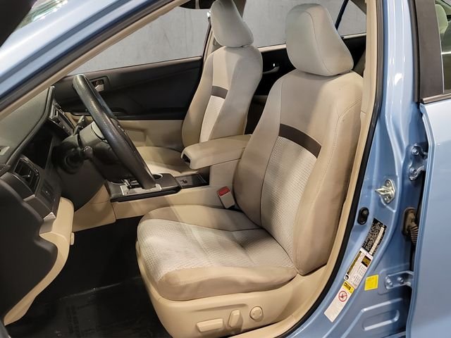 Used 2012 Clearwater Blue Toyota LE image 27