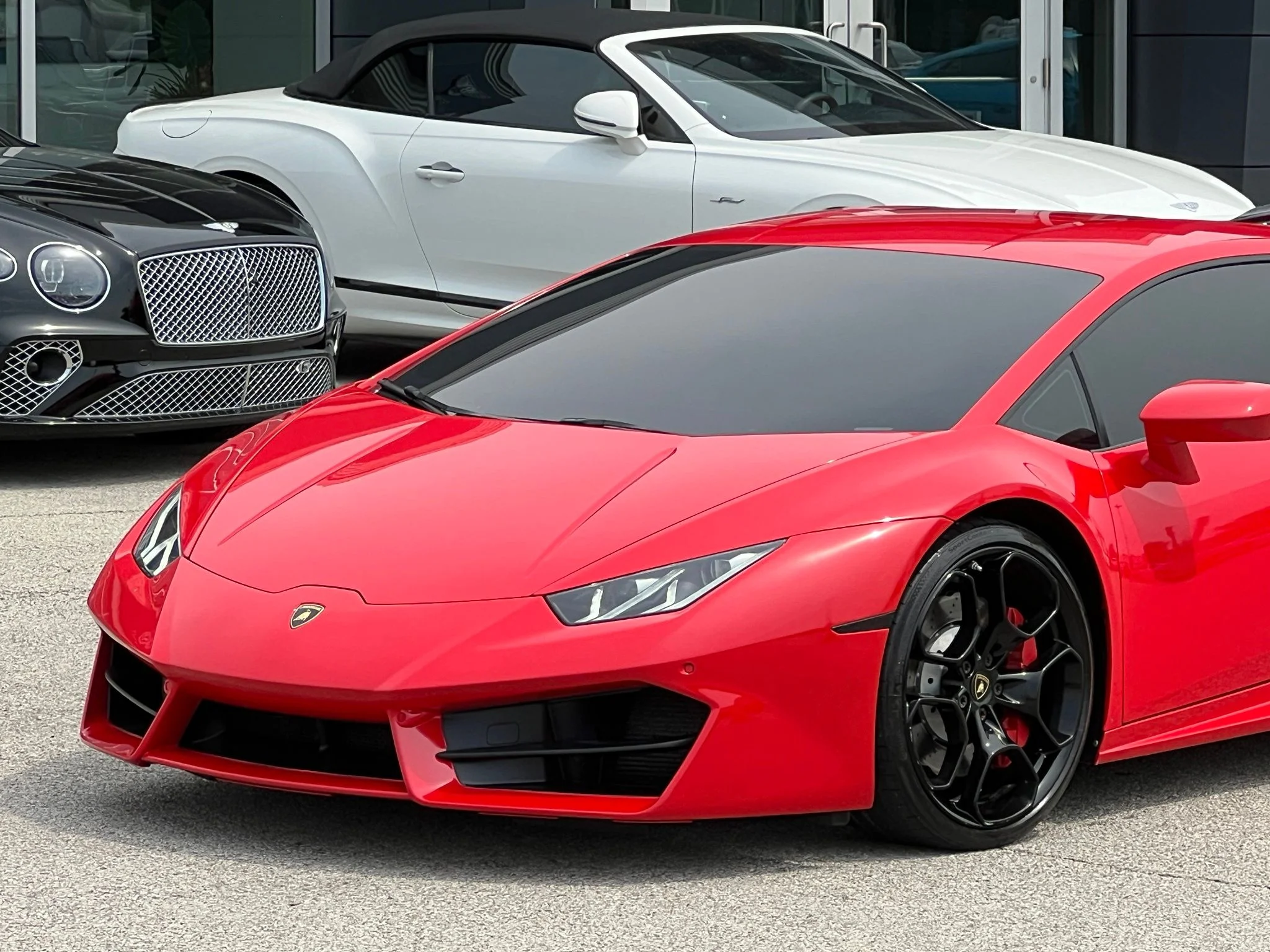 Used 2016 Red Lamborghini LP580-2 image 12