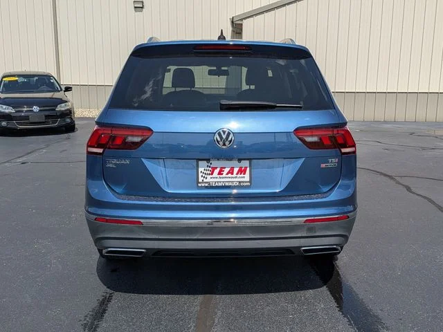 Used 2018 Blue Volkswagen 2.0T SEL image 6