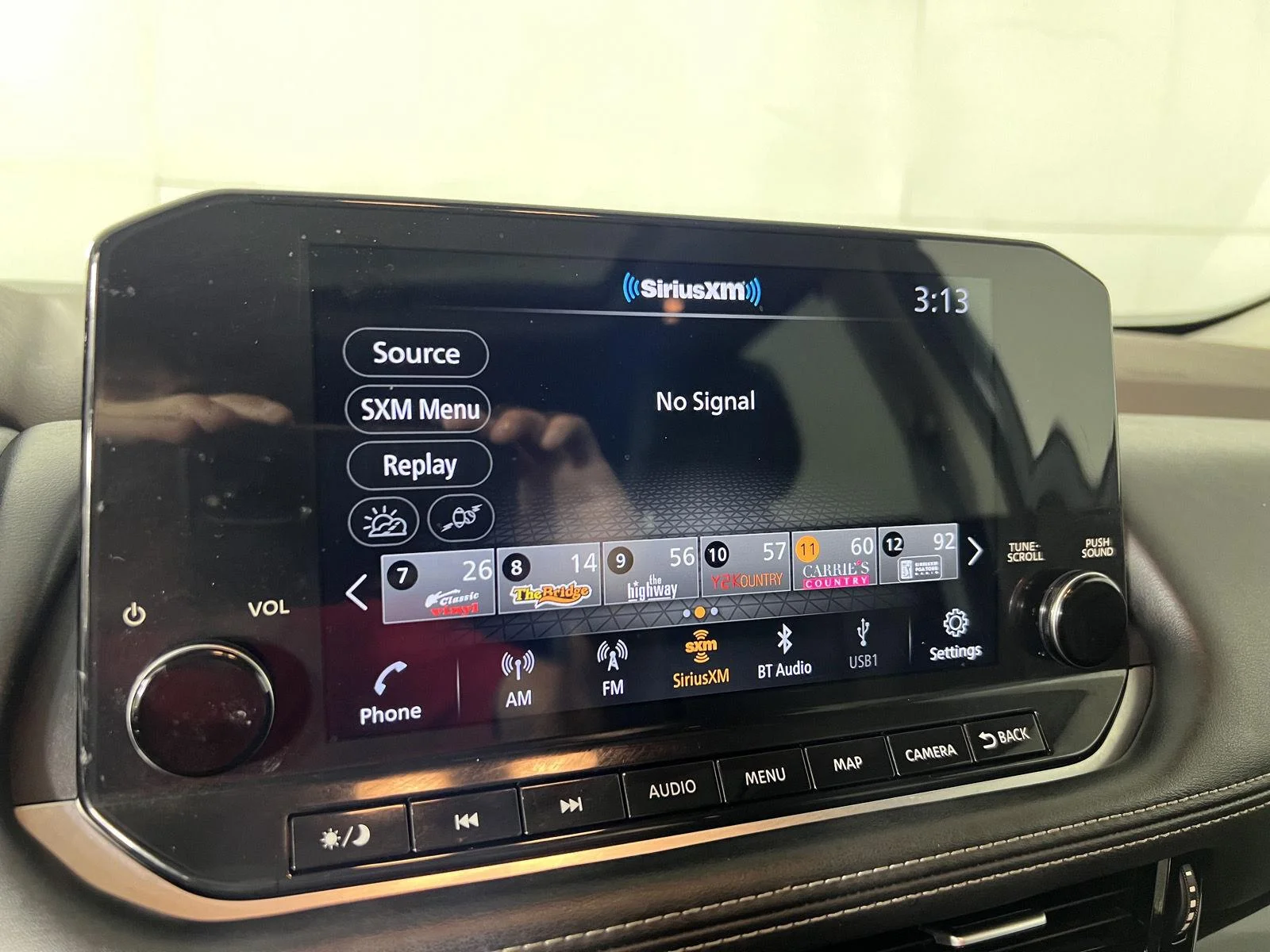 Used 2022 Boulder Gray Pearl Nissan SL image 20