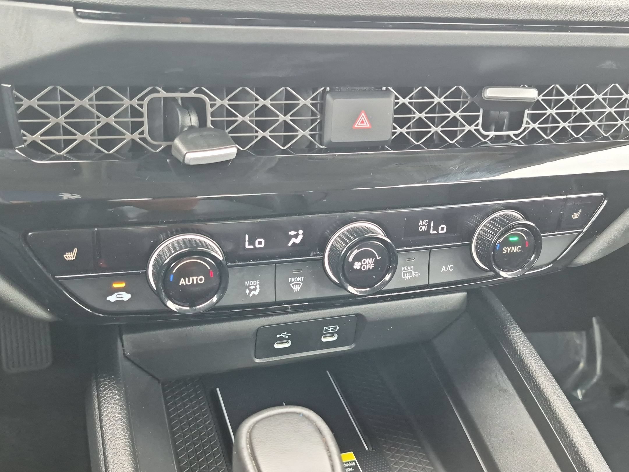 2025 Honda Accord Hybrid EX-L - Photo 21