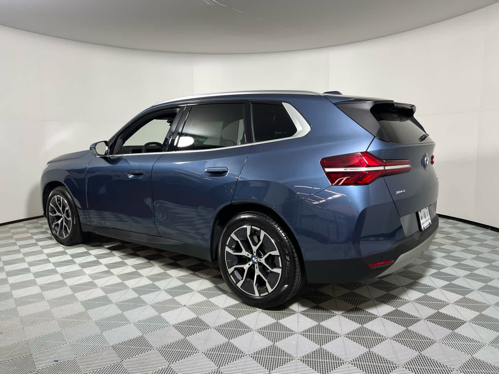Used 2025 Arctic Race Blue Metallic BMW 30 xDrive image 3