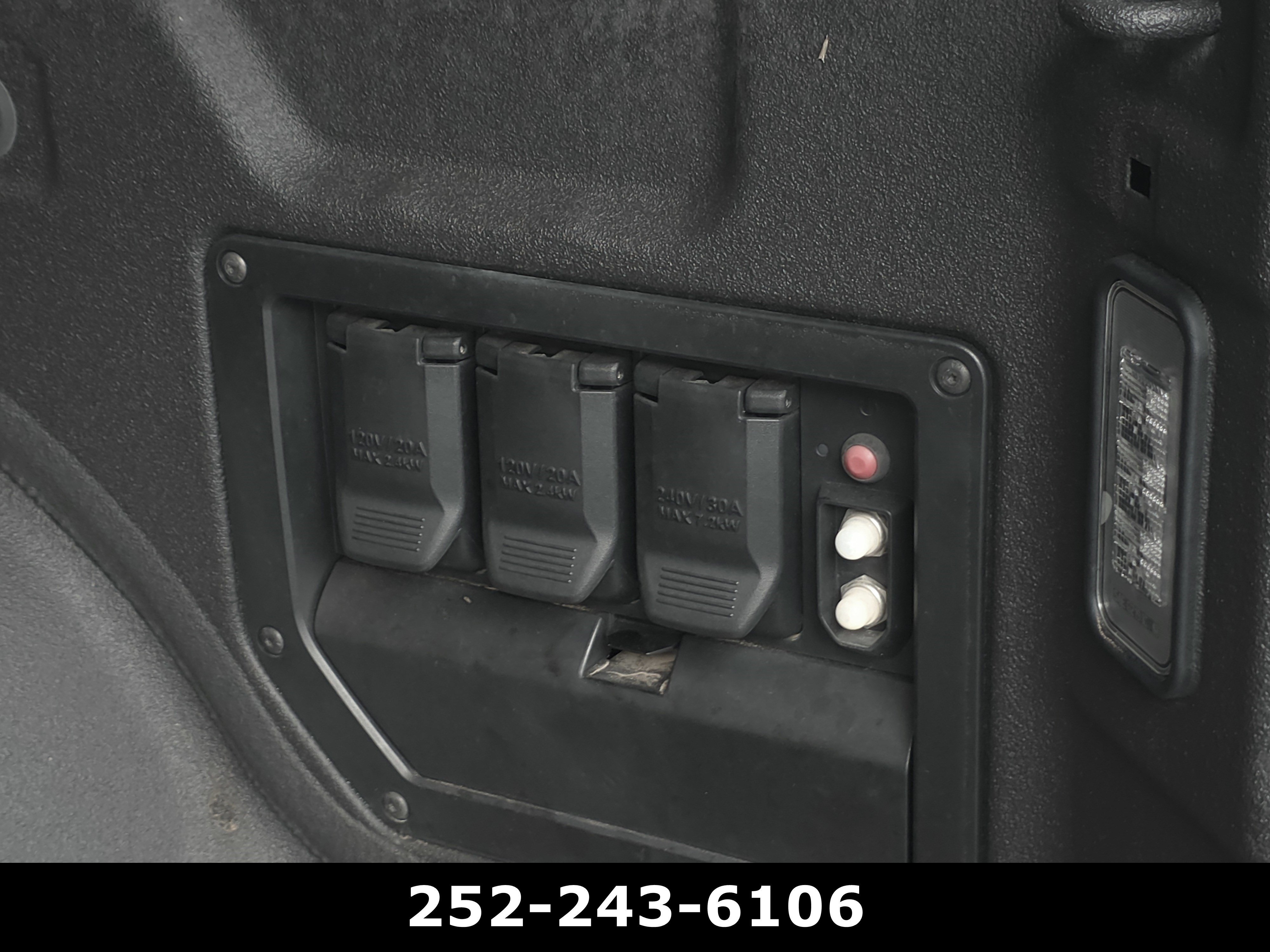 Used 2025 Thunderstorm Gray GMC Max Range Denali image 37