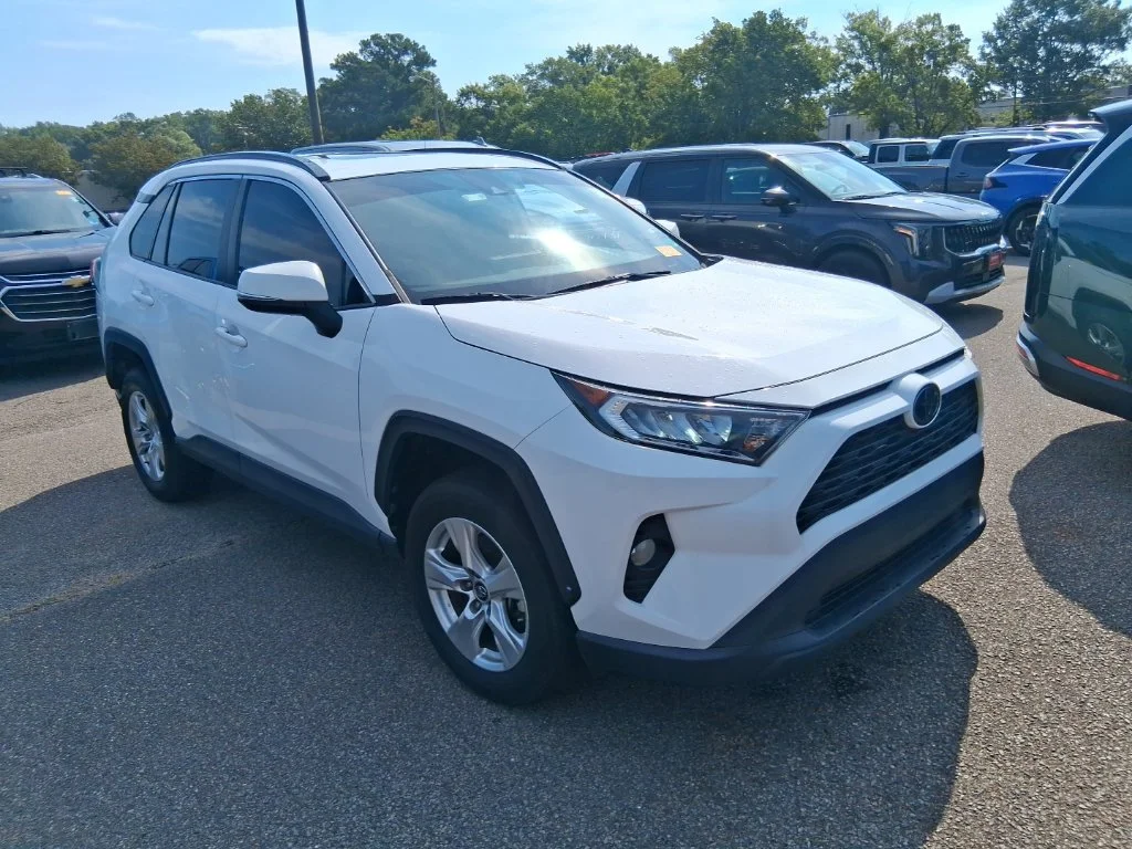 Used 2021 Blue Toyota XLE image 4