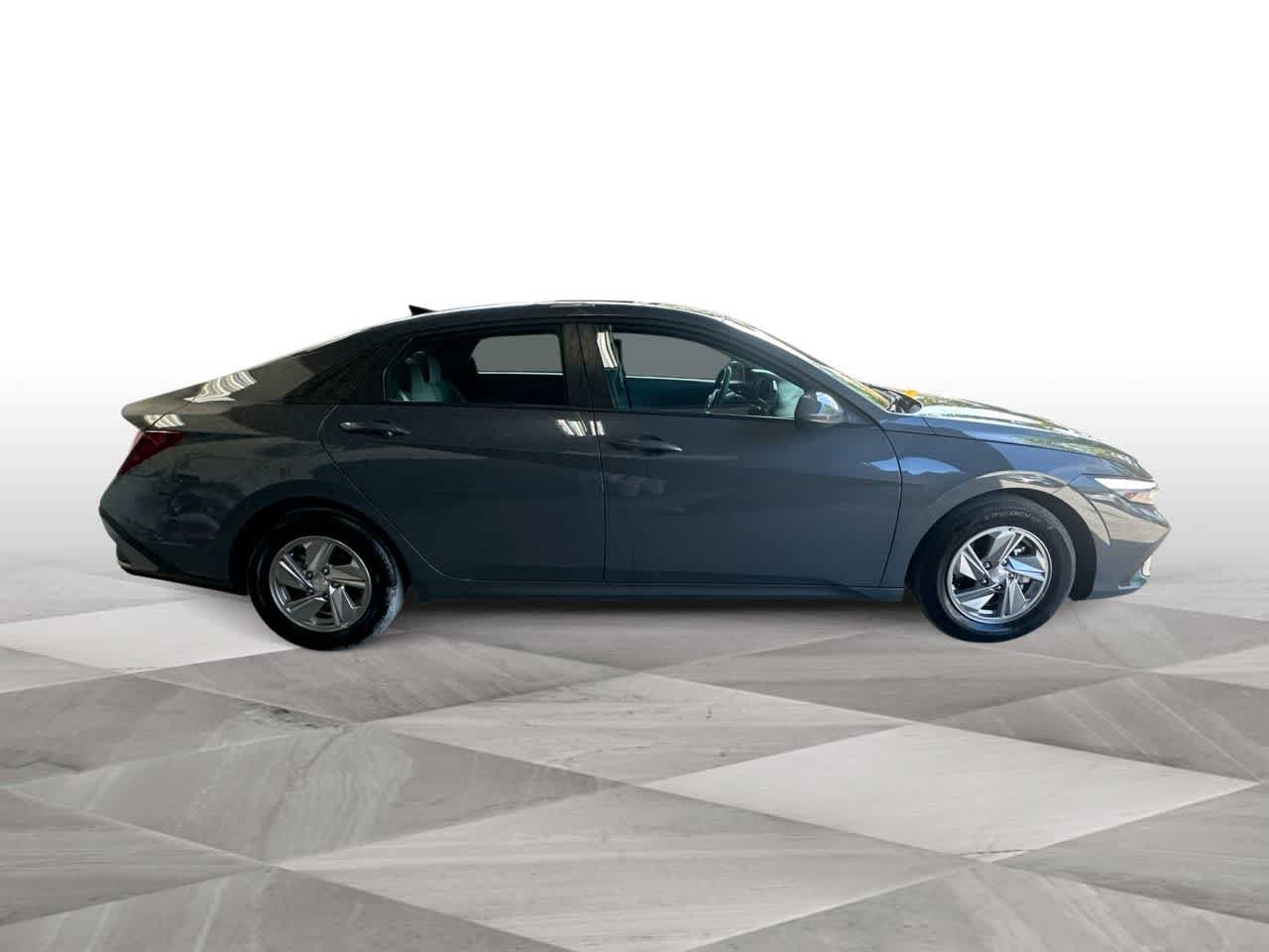 Certified Used 2026 Ecotronic Gray Hyundai SE image 9